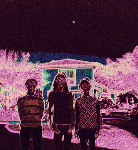 CAMPFIRE - Legends Never Die