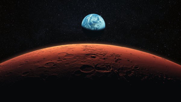 10-26-earth-above-the-horizon-of-mars
