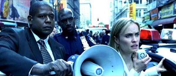 Телефонная будка (2002)