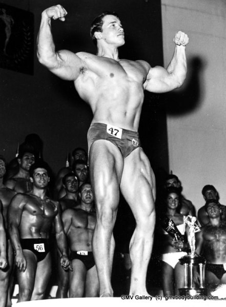 6-Schwarzenegger-Scans-101968U