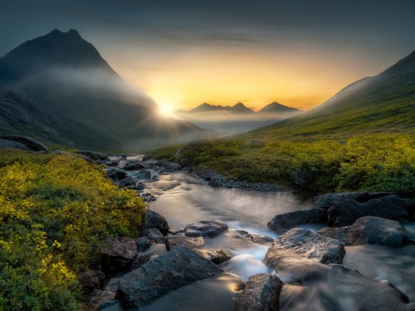 romsdalen-valley-norway-dolina
