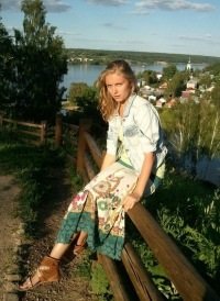 Наташа Скоморохова