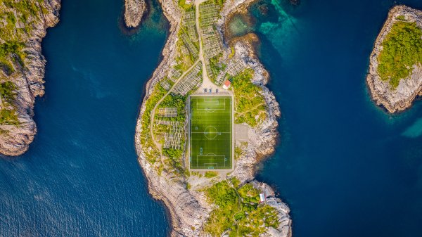FootballField FR-FR5351490022 UHD