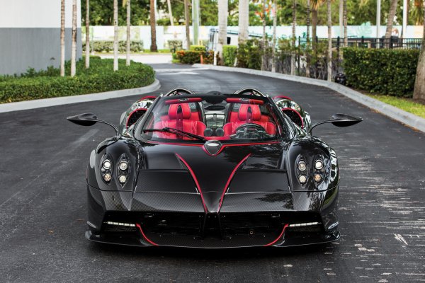 Pagani-huayra-roadster