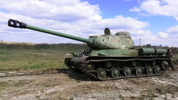 танк ИС-2
