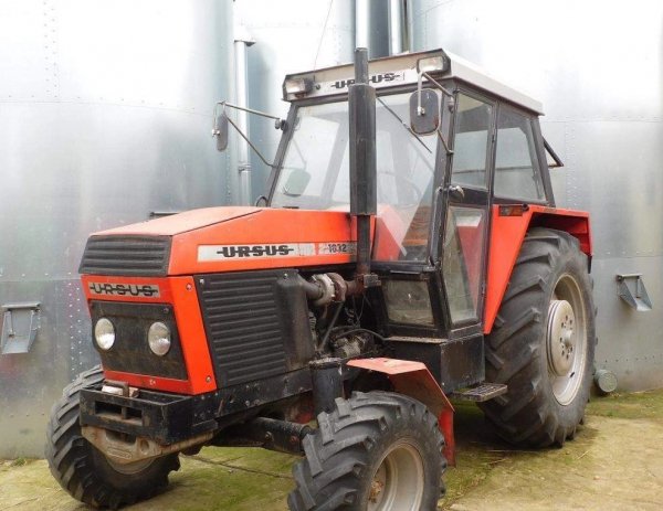 URSUS 1032