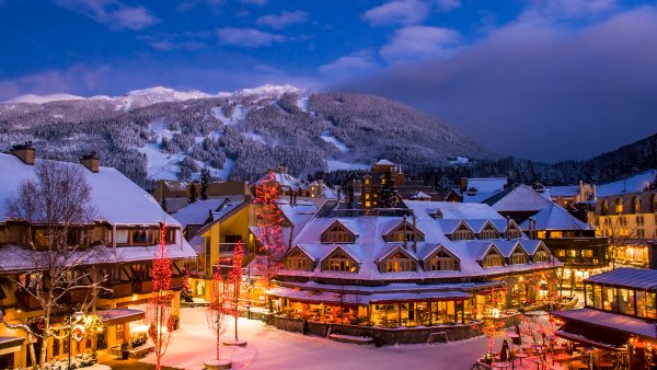 WhistlerVillage ROW0455840094 UHD