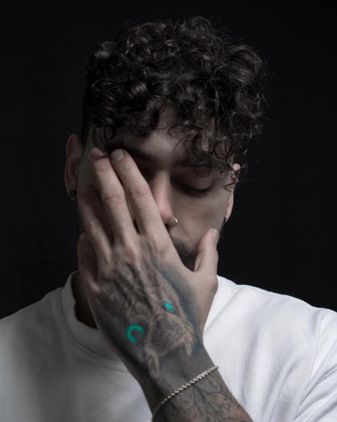 Anthony Keyrouz - Love yourself