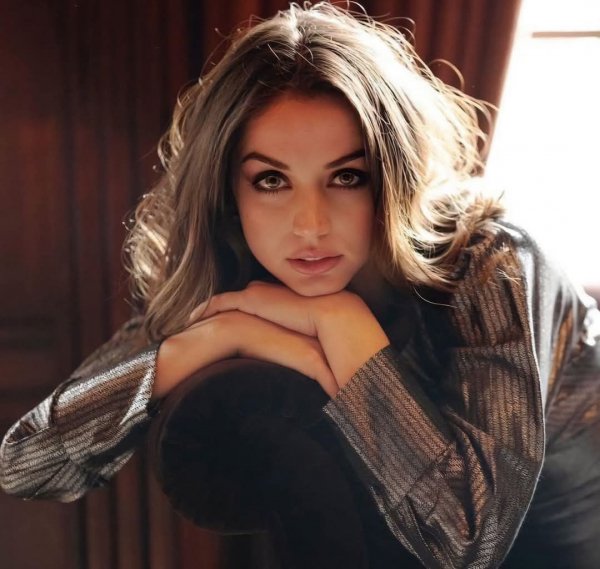 Ana de Armas