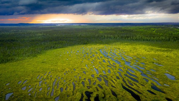 Lock2023-b43 jamesbayquebeccanada gettyimages1920x1080