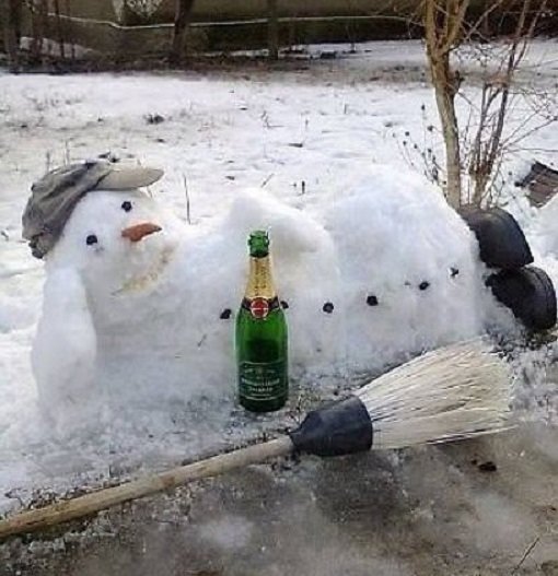 С праздником, дорогие женщины!