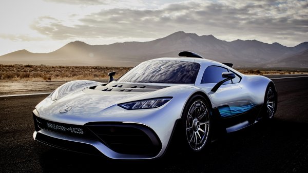 Mercedes-amg-project-one-2017