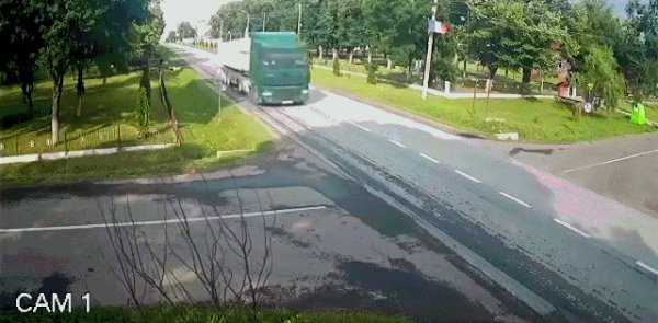 Мотоцикл или грузовик