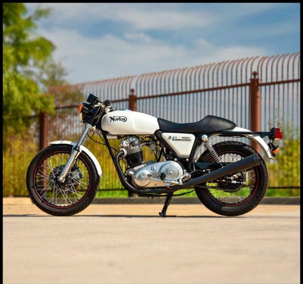 NORTON 850 COMMANDO CUSTOM (1974г.)