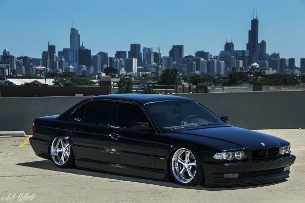 bmw-e38-stance-tuning