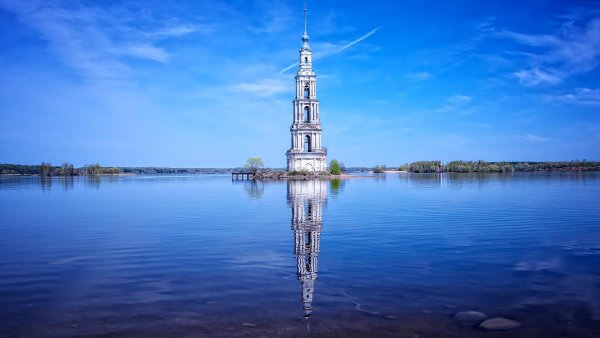 Затопленная колокольня в Калязине (Copy)