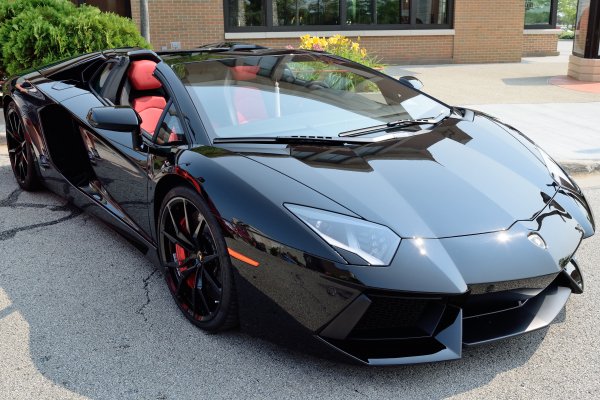 lamborghini-aventador