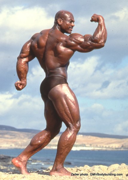0-1984-approx-Sergio-Oliva-by-Zeller586