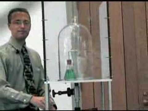 Как устроен вакуум