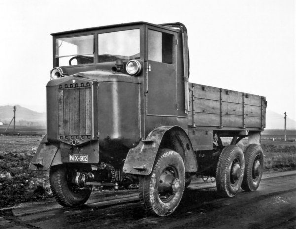 TATRA T25 6x6 TRACTOR PROTOTYPE (1926г.)