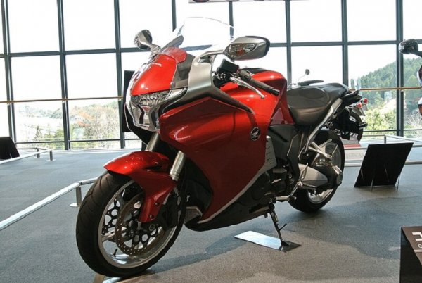 Honda VFR1200F