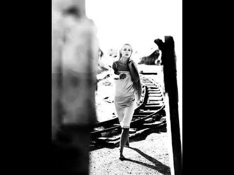 Под занавес, а чаще поздней ночью... Стихи А.Микульчиной