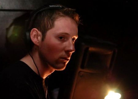 Dj Magic - DJ Magic ft. Dj Ramezz -  Into the Night (Rhythm Of Love Mix 2026)