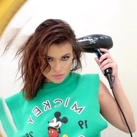 Лена Темникова