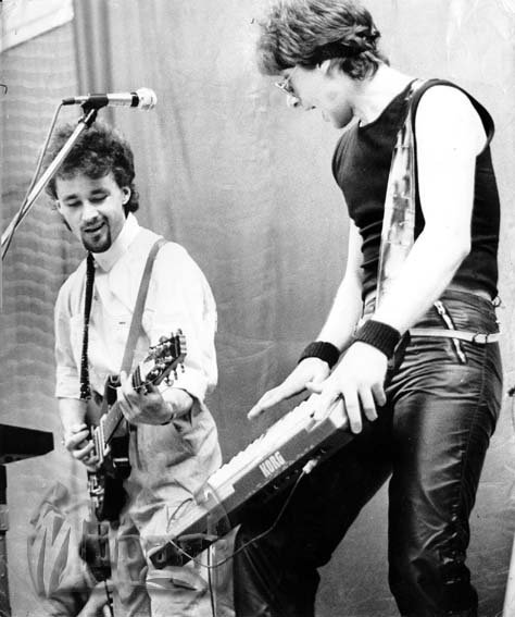 АЛЬФА - ЛЮБИШЬ  НЕ ЛЮБИШЬ