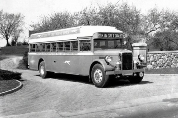YELLOW COACH MODEL Z-250 (1932г.)