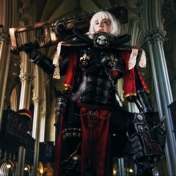 Cosplay - Sister of Battle (Warhammer 40k) Ho