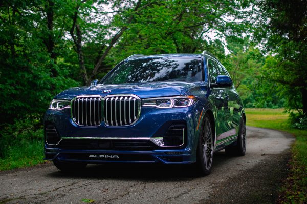 Alpina-blue-g07-xb7