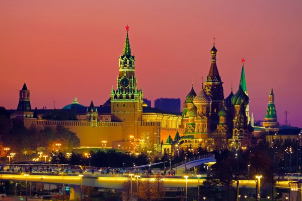 Shutterstock 1926200132