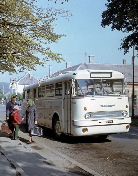 IKARUS 66