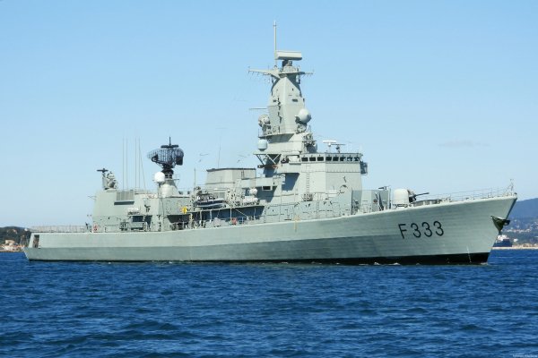 IMG viter59 F-333 NRP Bartolomeu Dias