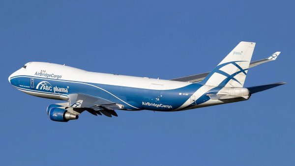 В 747-800