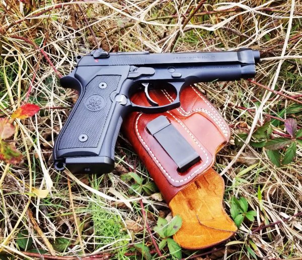 BERETTA M9