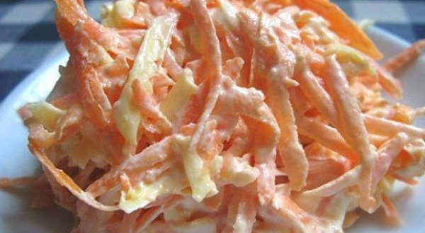 Морковный салат с яйцом