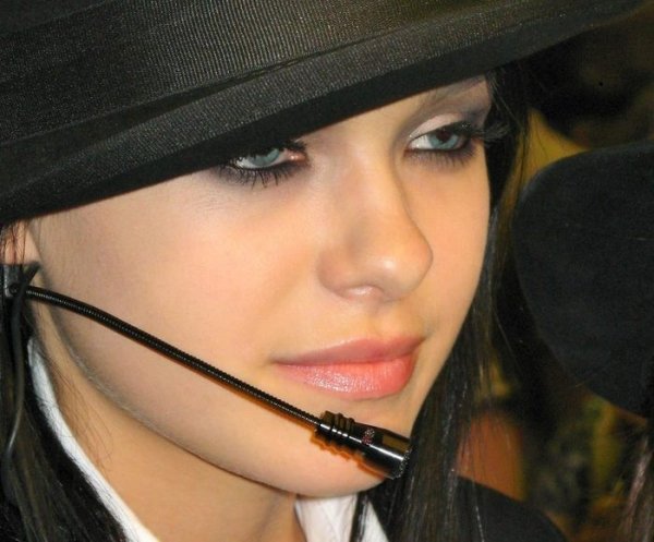 Лена Темникова