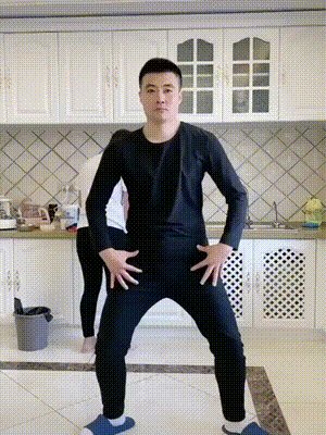 Весёлая семейка)