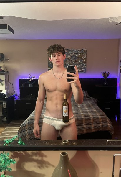 Connor Woods - @Connor4woods