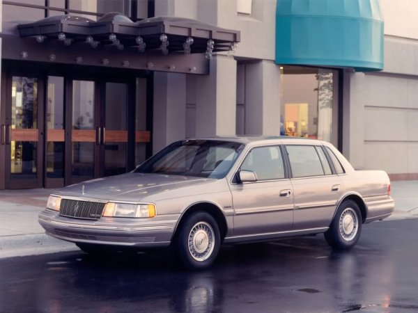 Lincoln Continental Signature Series