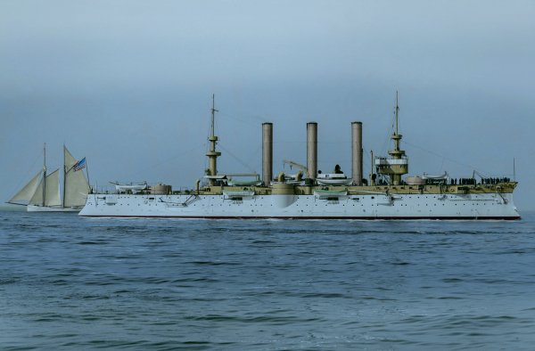 IMG viter59 USS Brooklyn ACR-3 1899