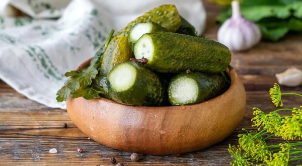 Маринованные огурцы - на зиму в 3-х литровой банке