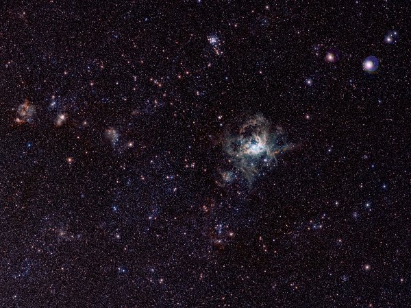 Vista-magellanic-cloud-survey-doradus-star-forming-region-ta