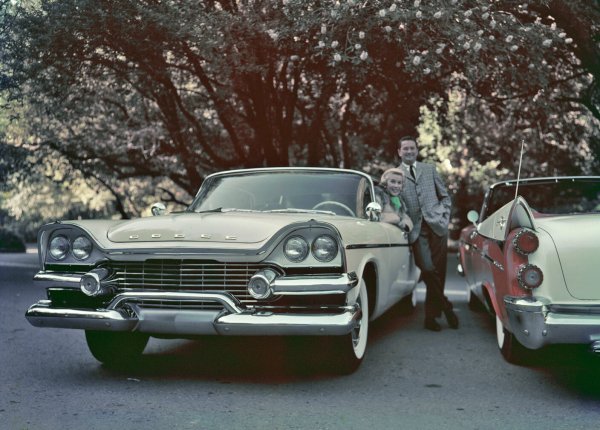 DODGE CORONET CLUB SEDAN (1958г.)