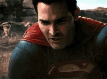 Tyler-hoechlin-superman (4)