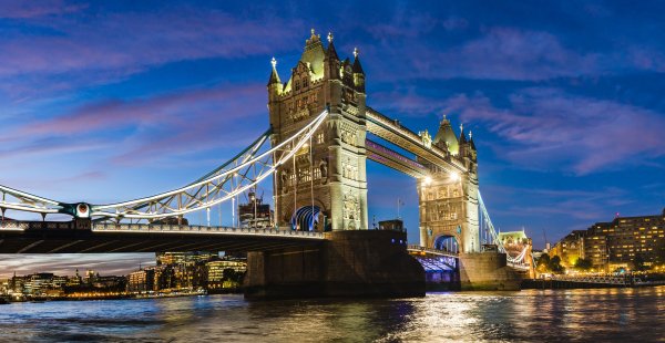 Shutterstock 1208568889