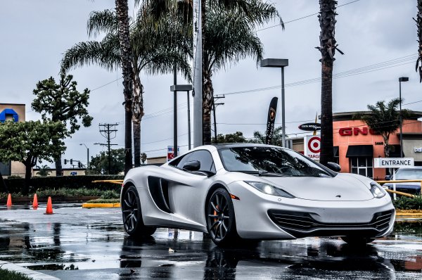 Mclaren-mp4-12c-supercar-5033