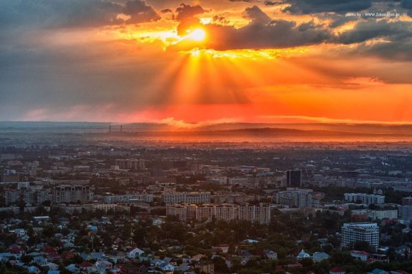 небо над городом